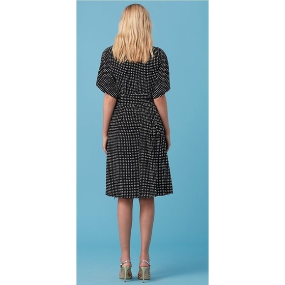 Diane von furstenberg polka dot silk wrap dress Size 0 - Picture 12 of 13
